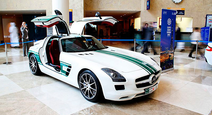 Cotxe de Policia Mercedes Benz SLS