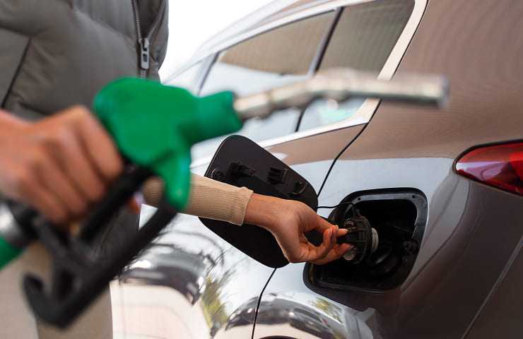 Com estalviar gasolina? Trucs efectius per al teu vehicle