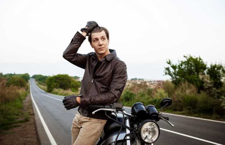Moto amb carburador o amb injecció electrònica? Guia per entendre les diferències